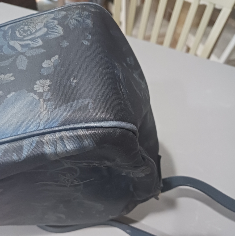 Authentic vintage Gucci with flour pattern shoulder bag - Picture 14 of 17